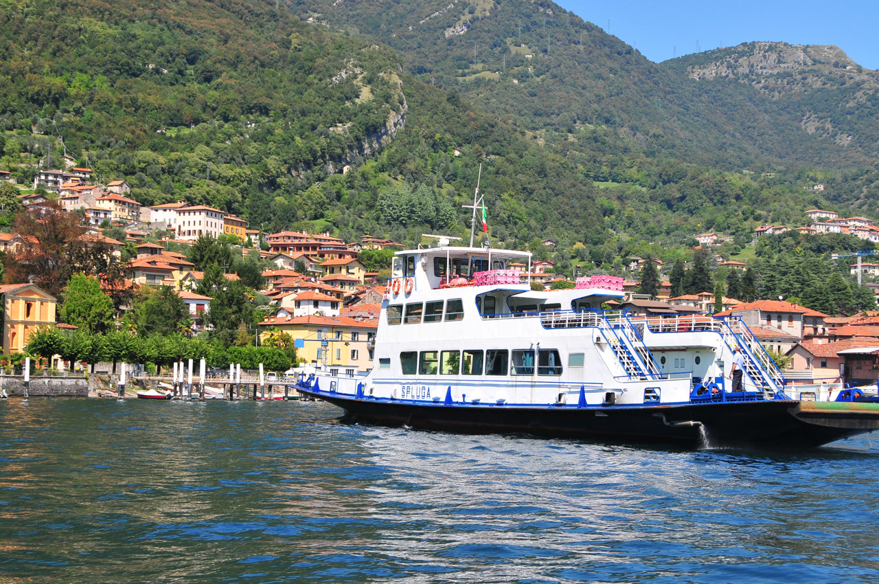 traghetti lago di Como